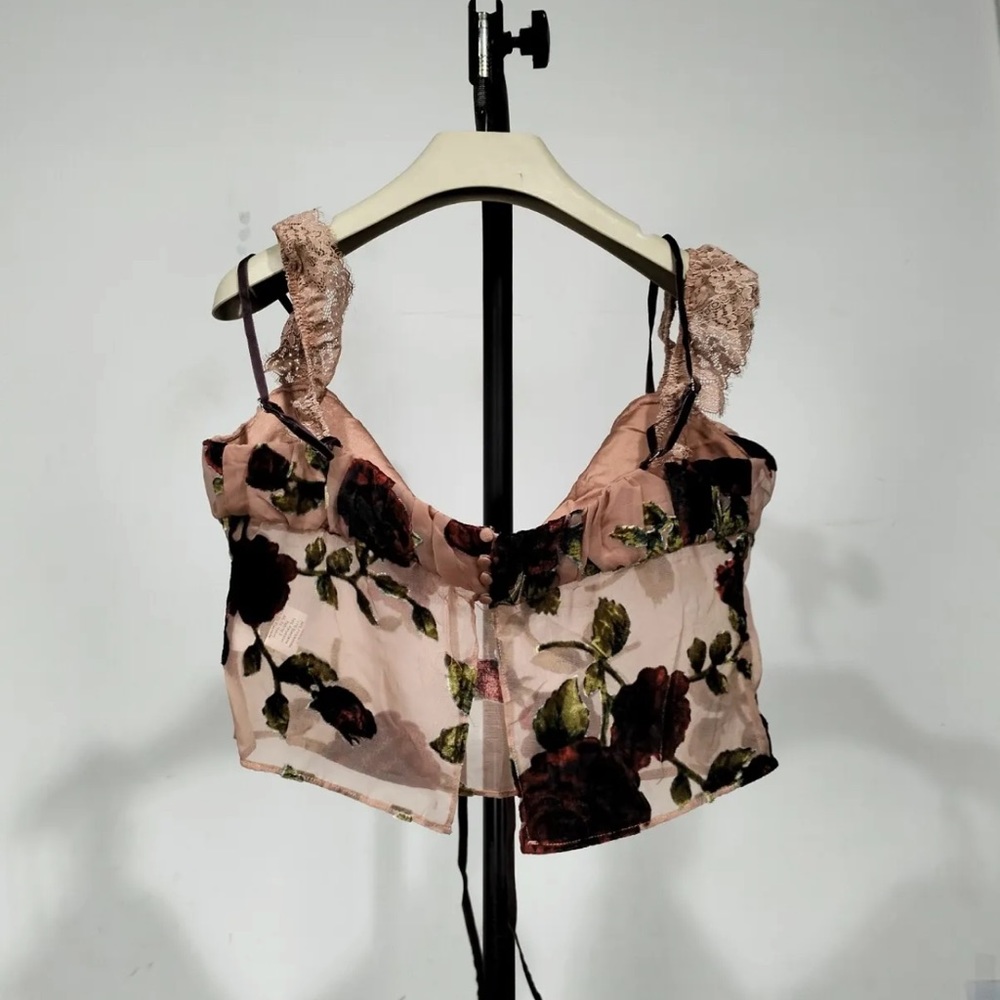 House of CB Bias Cut Skirt and matching Devore Velvet Georgette Crop Tan… - Picture 15 of 16